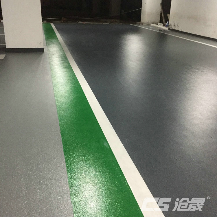 水泥自流平在環(huán)氧樹脂地坪漆施工流程中打底有何作用？