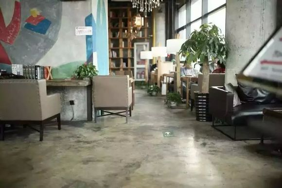 廈門(mén)滄晟環(huán)氧地坪漆,復(fù)古漆,復(fù)古涂料如何保養(yǎng)和維護(hù)