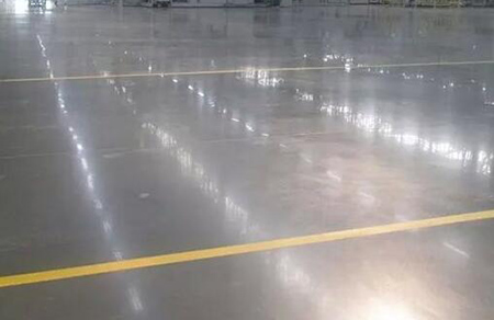 耐磨地坪在施工時(shí)有哪些事項(xiàng)是要注意的？