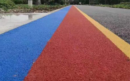 彩色防滑路面施工前的準(zhǔn)備和施工順序是什么？