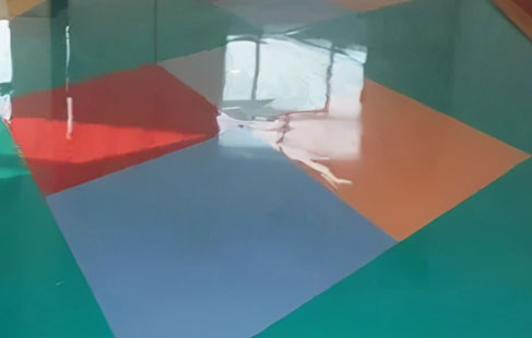 混凝土染色地坪是什么？有哪些特點(diǎn)及應(yīng)用場景？