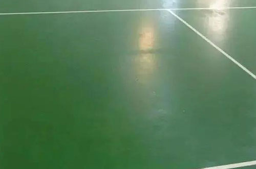 防水聚氨酯地坪出現(xiàn)粉塵、破損的主要原因